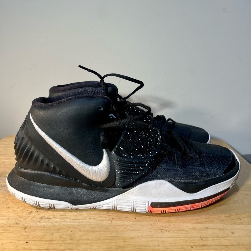 Nike Kyrie 6’s